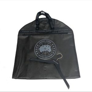 Canada goose garment bag and hanger